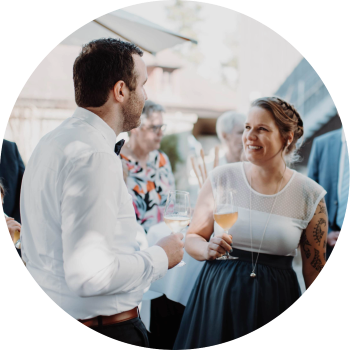 Apero_rund_quadratisch_350 https://noelleunddom.kingsdesign.ch/wp-content/uploads/2024/04/Apero_rund_quadratisch_350.png